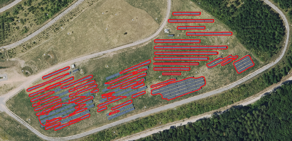 Sample of Solar Hill in Böblingen, typically panels that are orthogonal to tiles are recognized reliably.